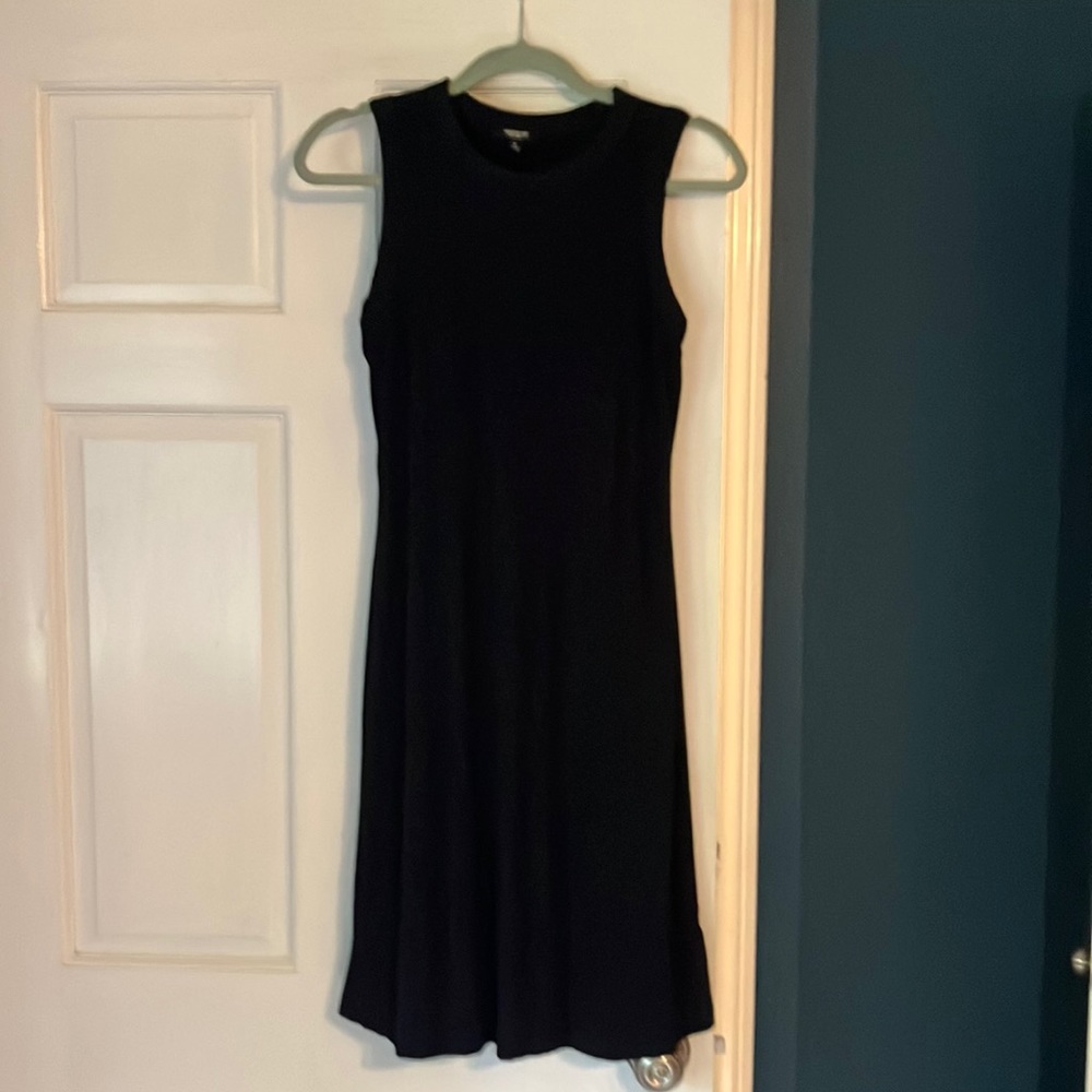Navy Sleeveless Dress